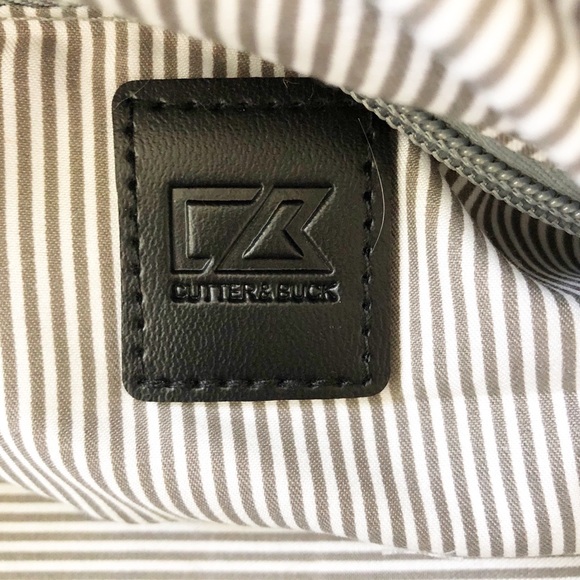 NWT Insecure x HBO Cutter & Buck Two Toned Lt. Grey and Black Weekend Duffel Bag - Picture 4 of 8